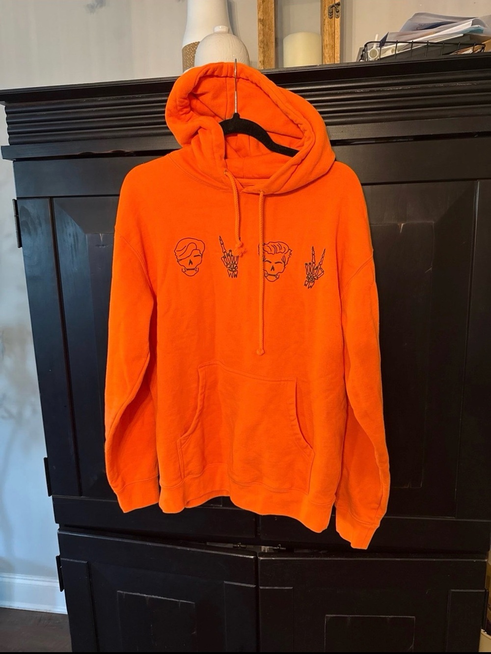 Dolan Twins Hand & Duo Gestures Graphic Hooded Sweatshirt Mens M Orange Grunge